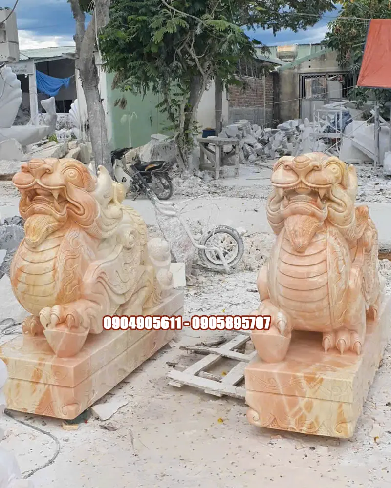 tượng tỳ hưu đá vàng carot
